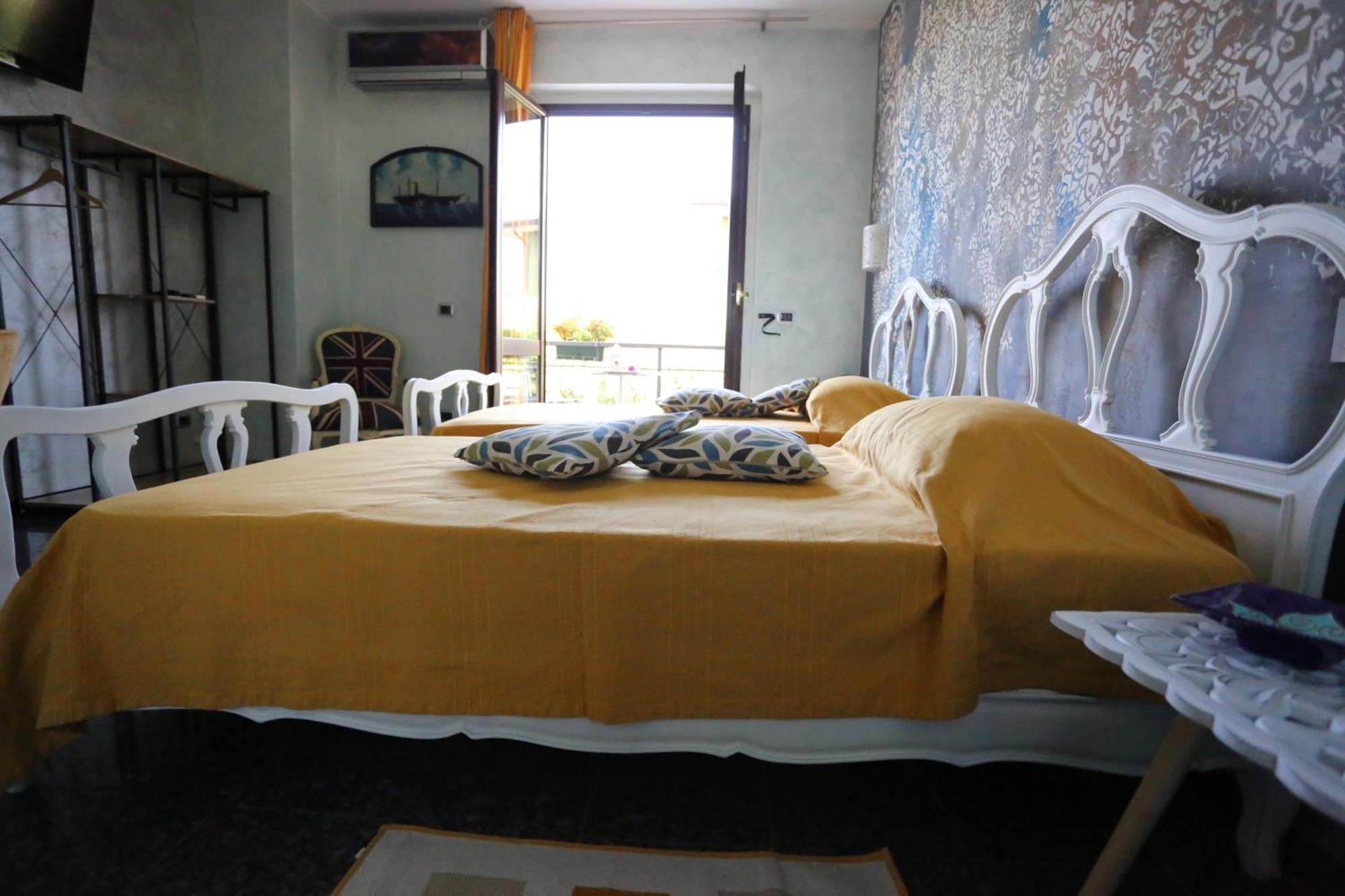 B & B L'Almanacco San Martino in Strada Bagian luar foto
