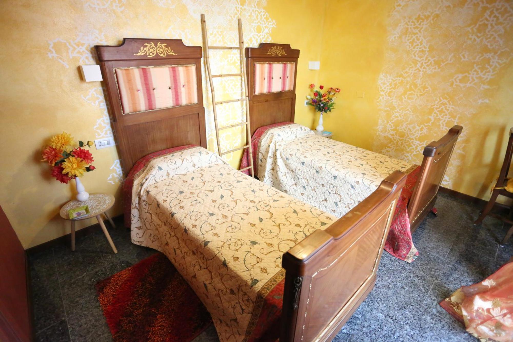 B & B L'Almanacco San Martino in Strada Bagian luar foto